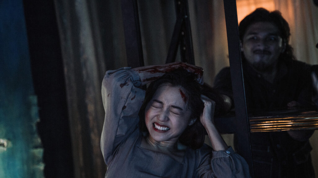 新戲慘遭掌摑虐待 衛詩雅被生剝頭皮